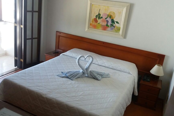 Quarto Casal p/ 3 pessoas na Pousada Normandy